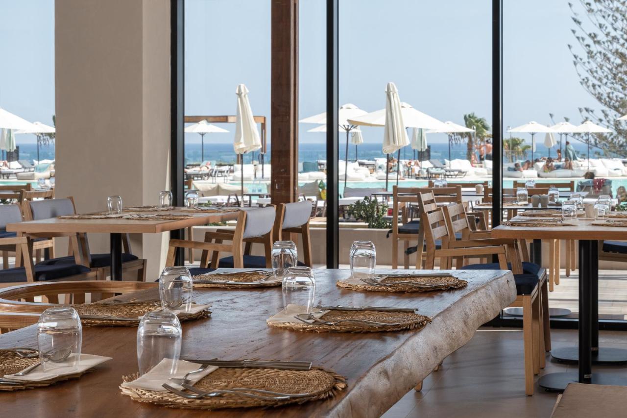 Helea Lifestyle Beach Resort Kallithéa Exterior foto Restaurant